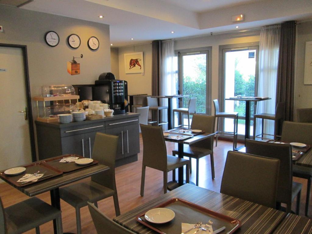 Top Motel Istres Luaran gambar