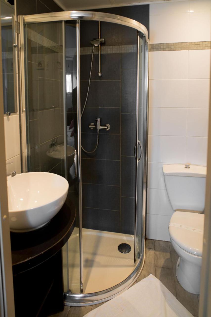 Top Motel Istres Luaran gambar